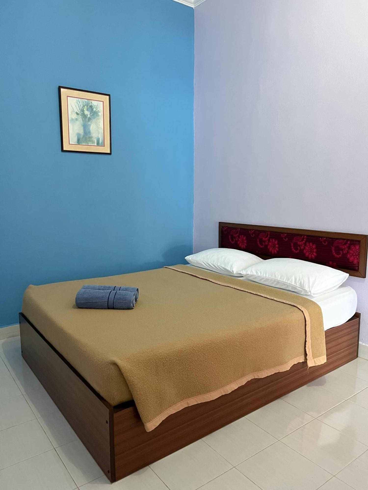 Rayyan'S Roomstay Pantai Kok Exterior foto